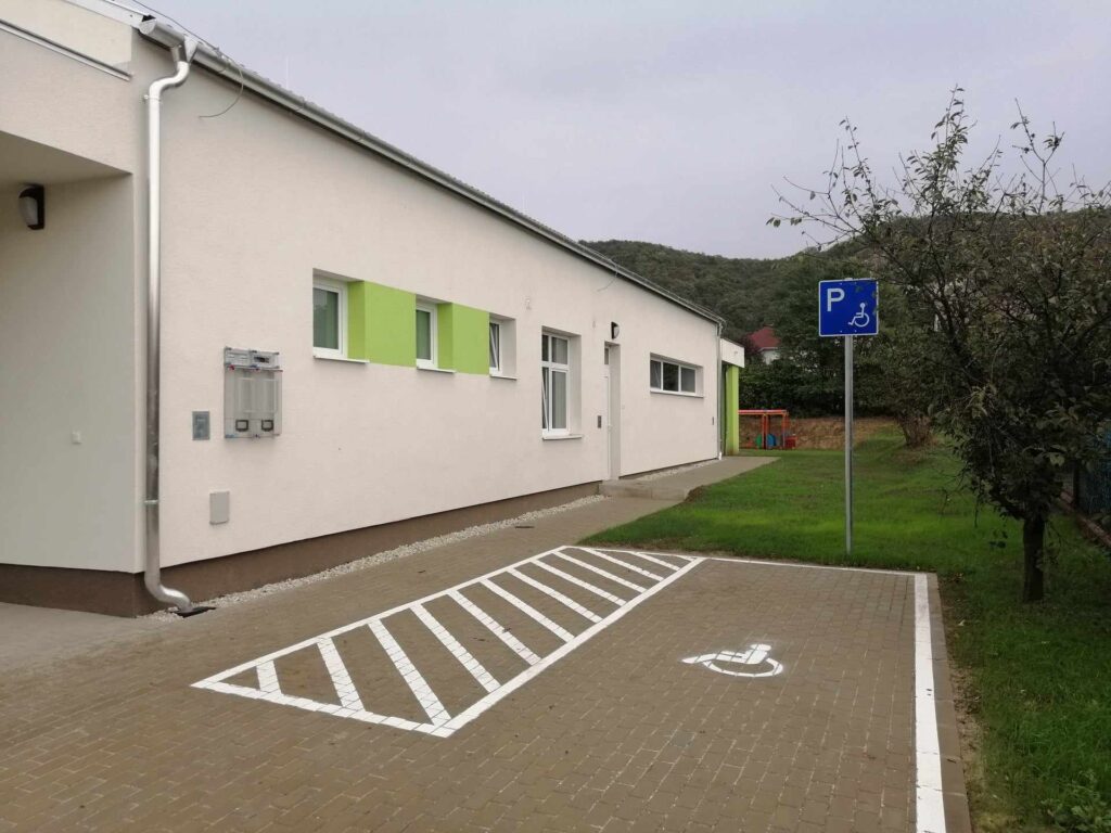 Az elkészült Kerekerdő Bölcsőde